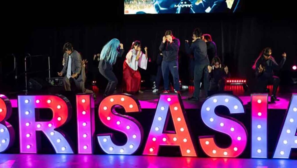 bris-asia-stage-show